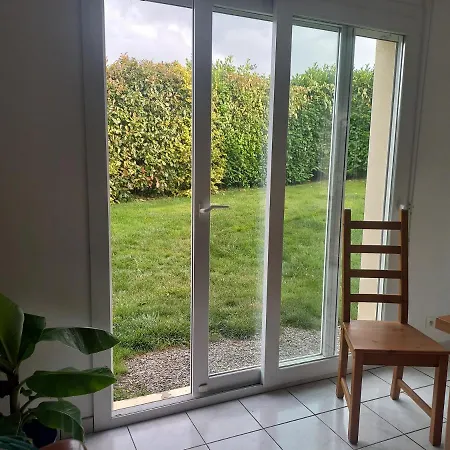 700m De La 4 Chambres, Jardin, Linge, Wifi Holiday home *